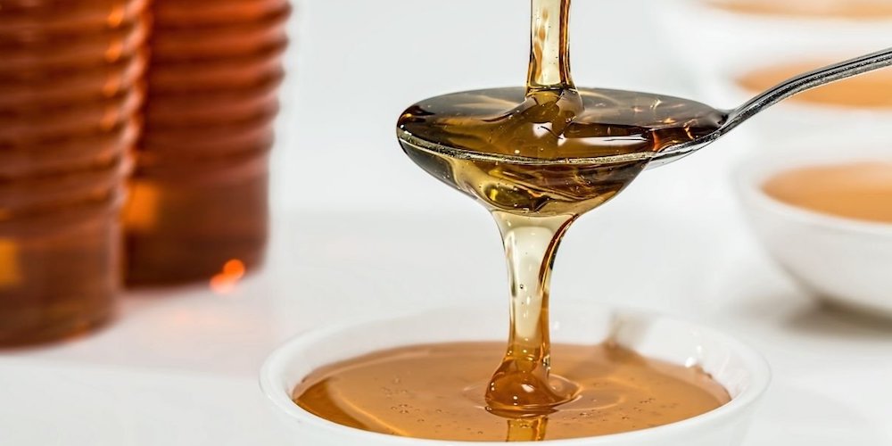 amul-honey-launched-by-agriculture-minister-n-s-tomar-1632891806
