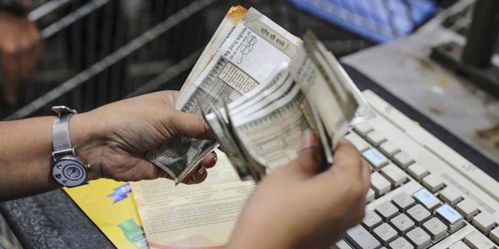 rupee-bloomberg-1200
