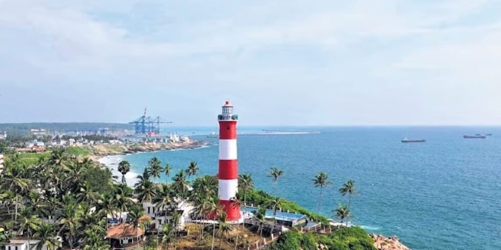 LIGHTHOUSE TOURISM IN INDIA | Indian Century